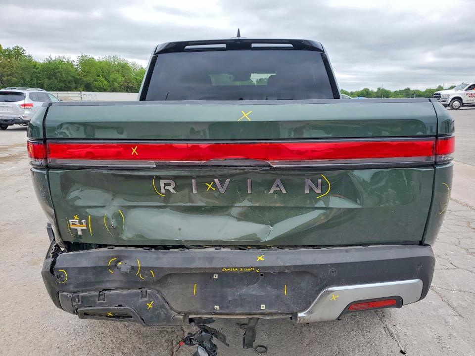 2023 Rivian VIN 7FCTGAAA9PN017439 COPART salvage auction — REAR END, Salvage Title, sold $15,500 on 2026-07-30 (photo 6)