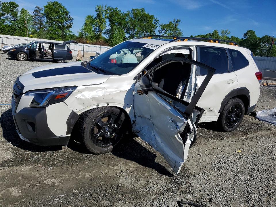 2025 Subaru Forester VIN JF2SKAHC6SH406247 COPART salvage auction — SIDE, Sc - Cert Of Title-Salvage, sold $9,800 on 2026-07-08 (photo 1)