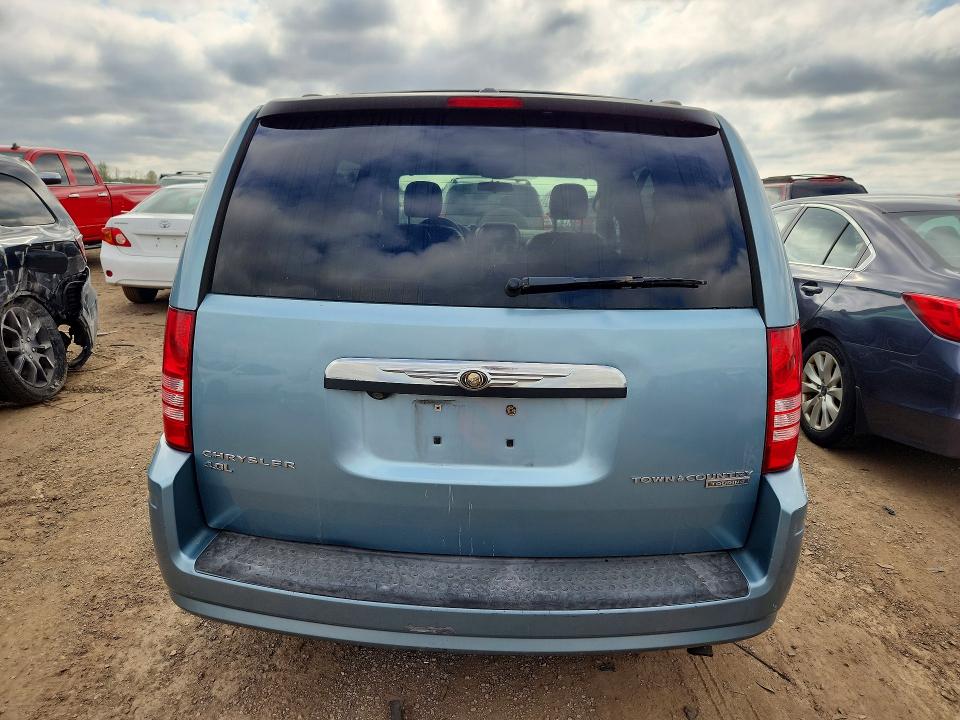 2010 Chrysler Voyager VIN 2A4RR5DX6AR253939 COPART salvage auction — NORMAL WEAR, Il - Certificate Of Title, sold $400 on 2026-07-28 (photo 6)