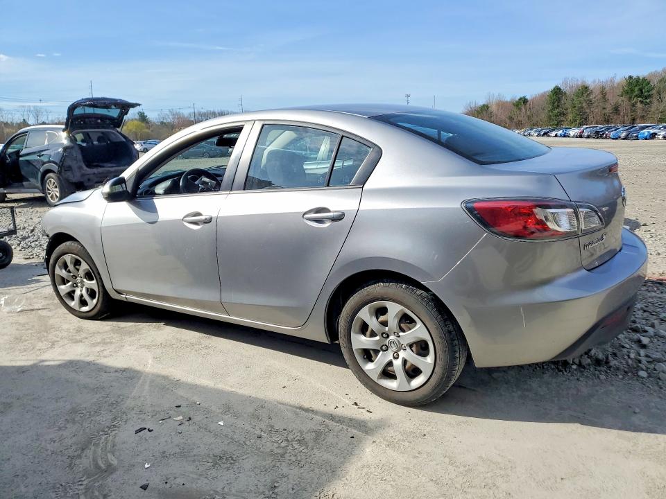 2011 Mazda 3 VIN JM1BL1UG9B1432130 COPART salvage auction — FRONT END, MA - CERT OF TITLE-RECONSTRCTD COLL, sold $400 on 2026-07-17 (photo 2)