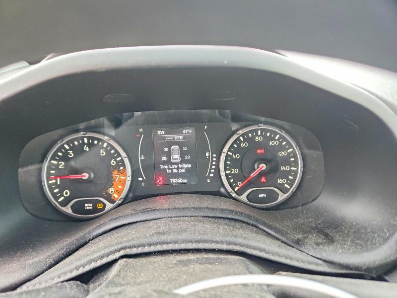 2015 Jeep Renegade VIN ZACCJBAH0FPB71505 COPART salvage auction — HAIL, Co - Certificate Of Title, sold $4,000 on 2026-08-13 (photo 9)