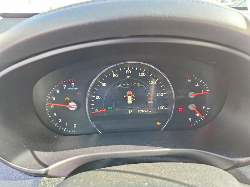 2018 Kia Sorento VIN 5XYPKDA54JG377842 COPART salvage auction — FRONT END, Salvage Title, sold $2,050 on 2026-07-20 (photo 9)
