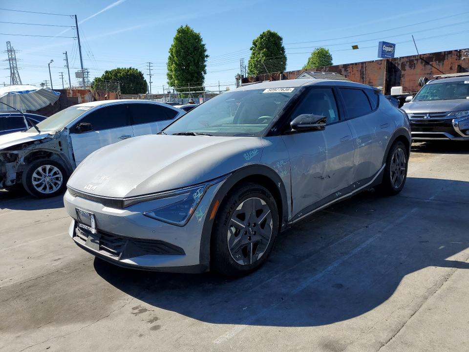 2025 Kia Ev6 VIN 5XYC3DJC1SG011302 — COPART salvage auction photo
