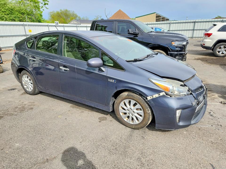 2013 Toyota Prius VIN JTDKN3DPXD3047026 COPART salvage auction — FRONT END, Nj - Cert Of Title-Salvage, sold $3,000 on 2026-07-07 (photo 4)