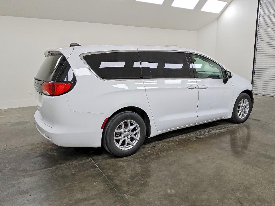 2023 Chrysler Voyager VIN 2C4RC1CG7PR537512 COPART salvage auction — FRONT END, Tx - Certificate Of Title, sold $8,100 on 2026-07-14 (photo 3)