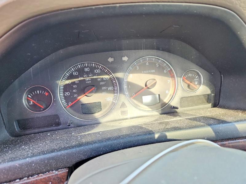 2004 Volv S80 VIN YV1TS59HX41376065 COPART salvage auction — MINOR DENT/SCRATCHES, NC - SALVAGE CERTIFICATE OF TITLE, sold $225 on 2026-07-20 (photo 9)