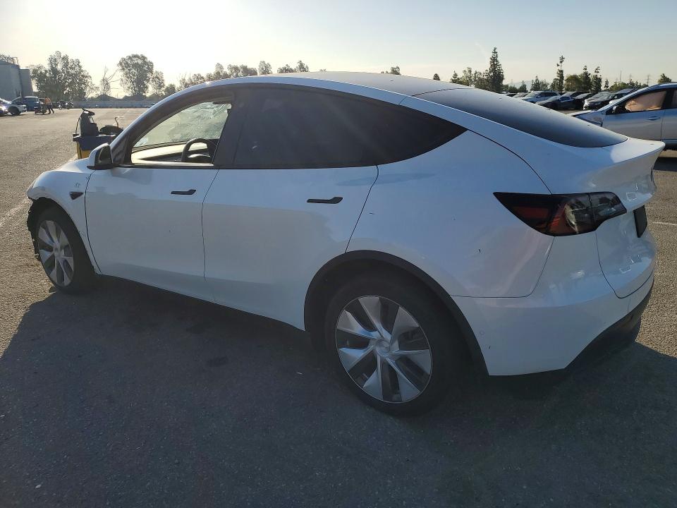 2022 Tesla Model y VIN 7SAYGDEE7NF408260 COPART salvage auction — FRONT END, Ca - Salvage Certificate, sold $11,000 on 2026-07-30 (photo 2)