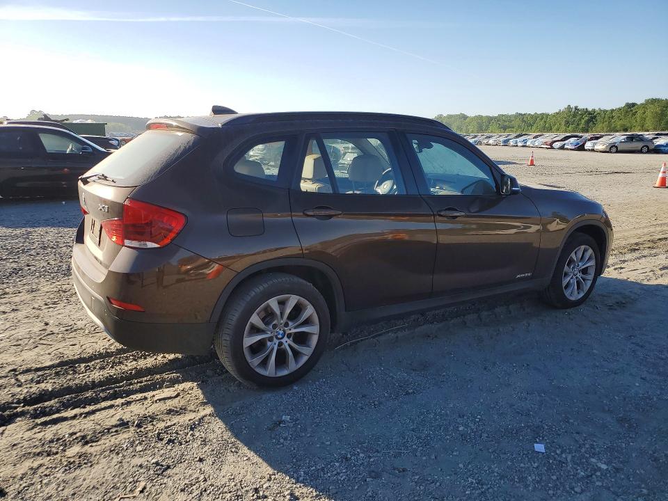 2014 BMW X1 VIN WBAVL1C50EVR92609 COPART salvage auction — SIDE, Sc - Cert Of Title-Salvage, sold $1,250 on 2026-07-06 (photo 3)