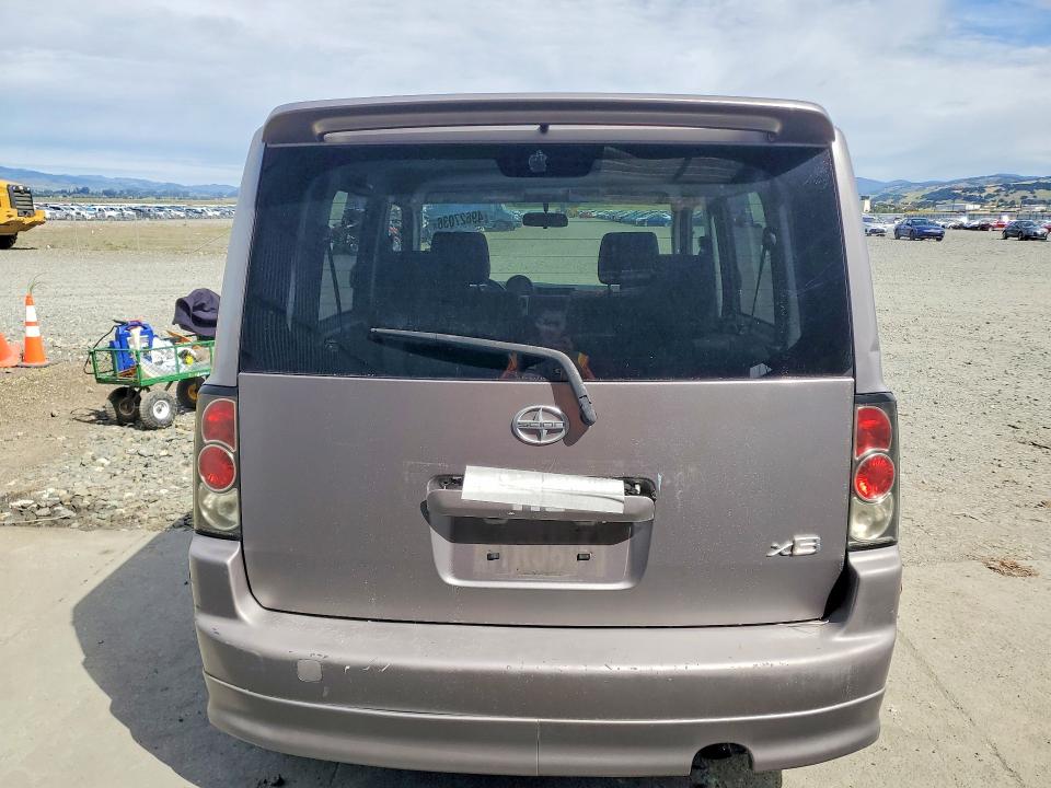 2006 Toyota Scion VIN JTLKT324764065449 COPART salvage auction — SIDE, CA - DIS/DLR/EXP APP FOR DUP CLEAN, sold $825 on 2026-07-13 (photo 6)