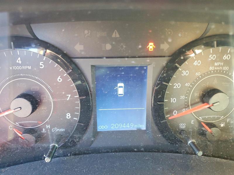 2015 Toyota Sienna VIN 5TDKK3DC7FS527984 COPART salvage auction — FRONT END, Ga - Cert Of Title-Salvage, sold $975 on 2026-07-21 (photo 9)
