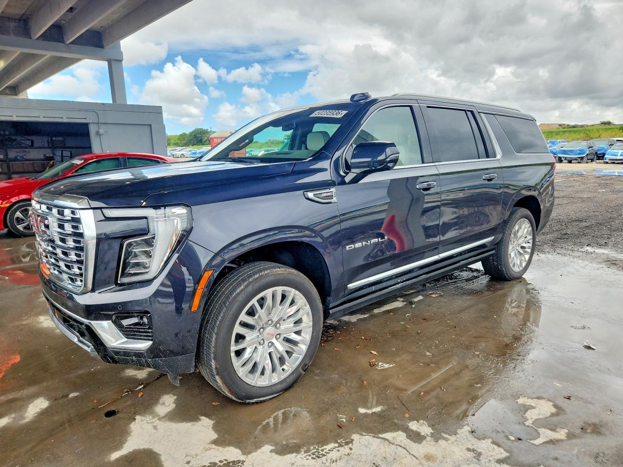2025 GMC Yukon XL VIN 1GKS2JRL7SR237190 — COPART salvage auction photo