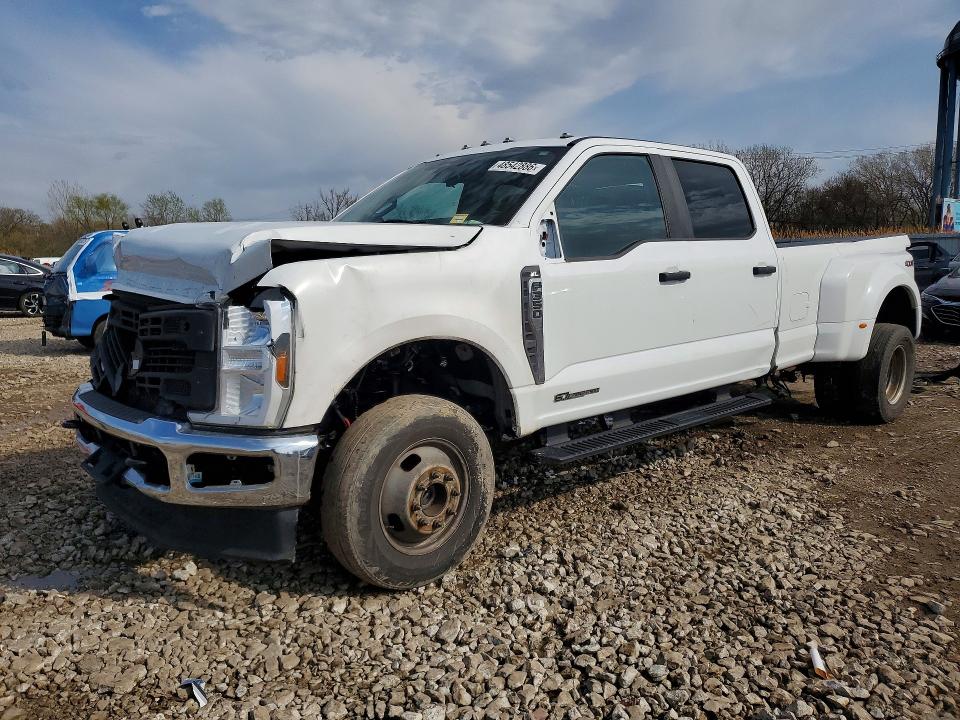 2024 Ford F-350 VIN 1FT8W3DT6RED40471 COPART salvage auction — FRONT END, Il - Certificate Of Title (P), sold $18,400 on 2026-07-29 (photo 1)