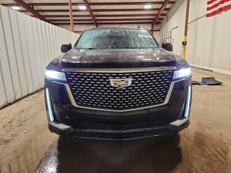 2021 Cadillac Escalade VIN 1GYS3AKL4MR370280 COPART salvage auction — MINOR DENT/SCRATCHES, Wv - Certificate Of Title (P), sold $37,250 on 2026-09-03 (photo 5)