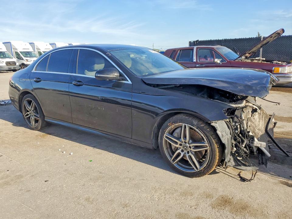 2019 Mercedes-benz E-klasse VIN WDDZF4JB7KA594392 COPART salvage auction — FRONT END, Fl - Cert Of Title Slvg Rebuildable, sold $2,100 on 2026-07-09 (photo 4)