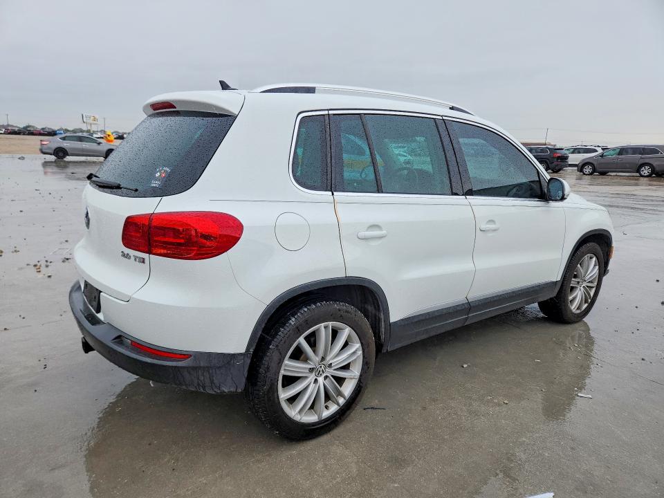 2015 Volkswagen VIN WVGAV7AX8FW598611 COPART salvage auction — HAIL, Tx - Certificate Of Title, sold $2,550 on 2026-07-28 (photo 3)