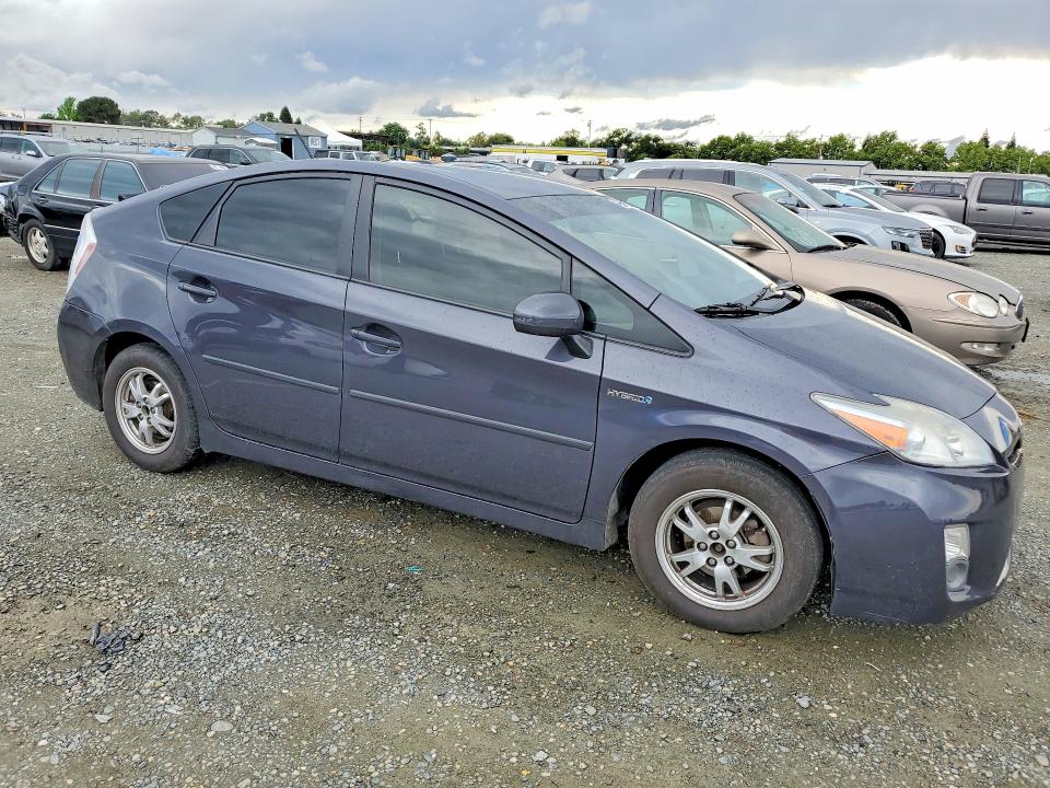 2011 Toyota Prius VIN JTDKN3DU1B0252299 COPART salvage auction — MINOR DENT/SCRATCHES, Ca - Salvage Certificate, sold $1,650 on 2026-07-02 (photo 4)
