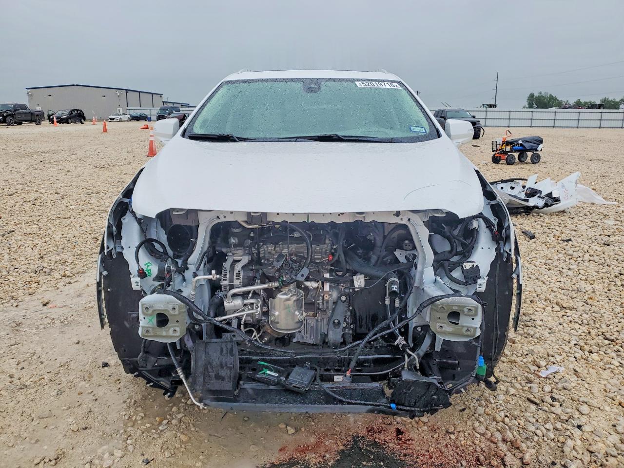 2025 Cadillac XT5 VIN 1GYKNCRS4SZ154722 COPART salvage auction — Front End, TX - SALVAGE VEHICLE TITLE, sold $17,000 on 2026-07-09 (photo 5)