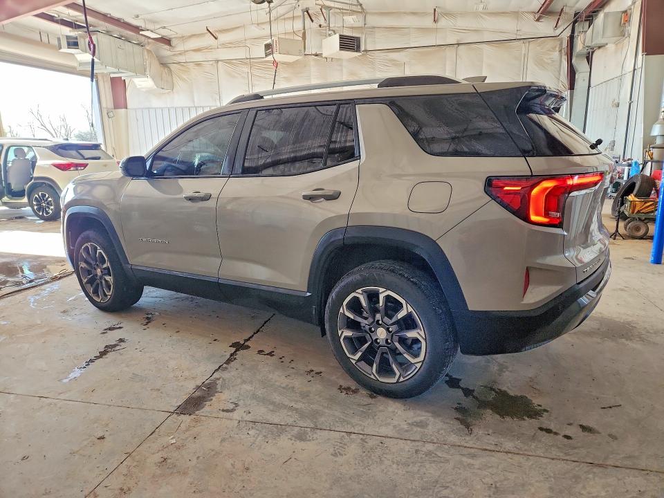 2026 Gmc Terrain VIN 3GKALMEGXTL137595 COPART salvage auction — WATER/FLOOD, Salvage Title, sold $15,300 on 2026-08-24 (photo 2)