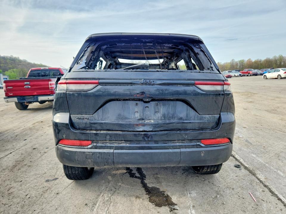 2024 Jeep Grand cherokee VIN 1C4RJHAGXR8600473 COPART salvage auction — BURN, PA - CERTIFICATE OF SALVAGE, sold $500 on 2026-07-02 (photo 6)