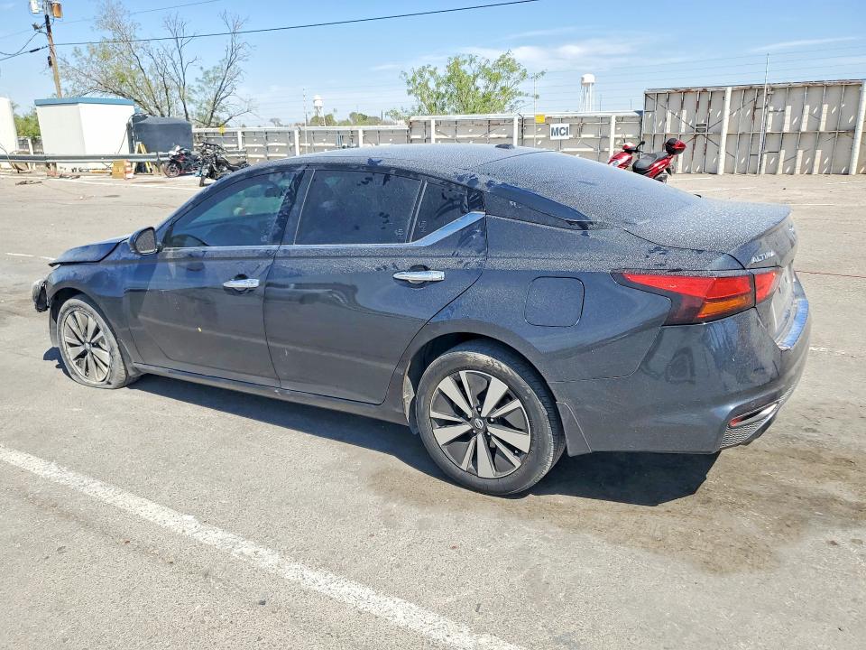2022 Nissan VIN 1N4BL4EW6NN402528 COPART salvage auction — FRONT END, Tx - Salvage Vehicle Title, sold $2,550 on 2026-07-31 (photo 2)