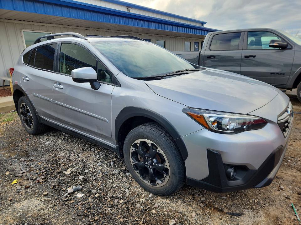 2021 Subaru Xv VIN JF2GTAEC1M8673421 COPART salvage auction — HAIL, Wi - Cert Of Title-Claim Paid, sold $8,200 on 2026-07-14 (photo 4)