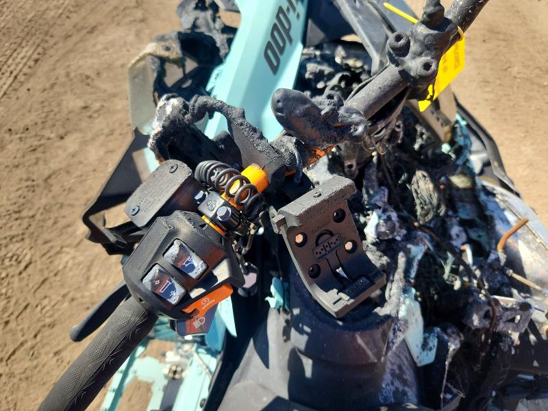 2024 Ski doo Snowmobile VIN 2BPSAPRB4RV000225 COPART salvage auction — BURN, QC - IRRECUPERABLE, sold $3,200 on 2026-09-22 (photo 8)