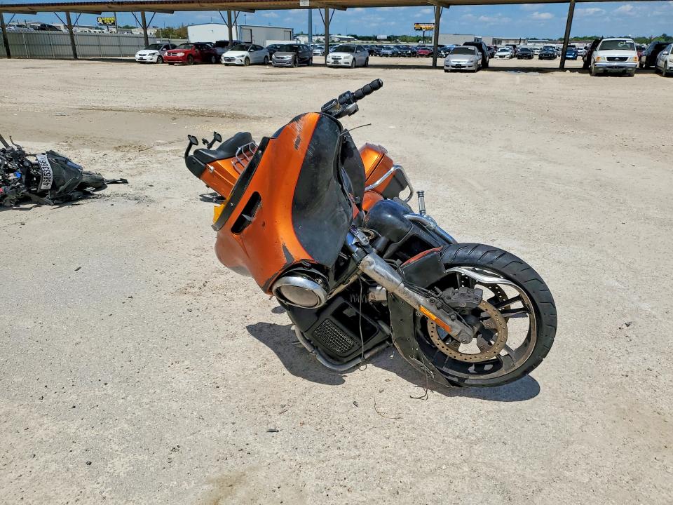 2014 Harley-davidson Flhtk VIN 1HD1KEL16EB690900 COPART salvage auction — ALL OVER, Tx - Salvage Vehicle Title, sold $1,750 on 2026-07-02 (photo 2)