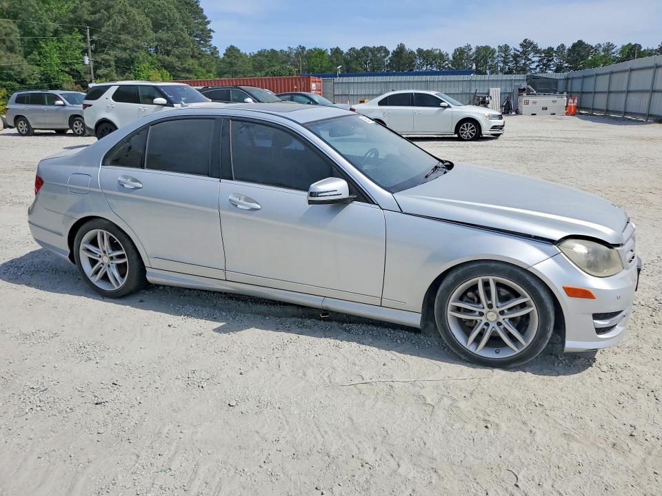 2013 Mercedes-benz C-klasse VIN WDDGF4HB1DR273790 COPART salvage auction — FRONT END, Ga - Certificate Of Title (P), sold $1,400 on 2026-07-16 (photo 4)