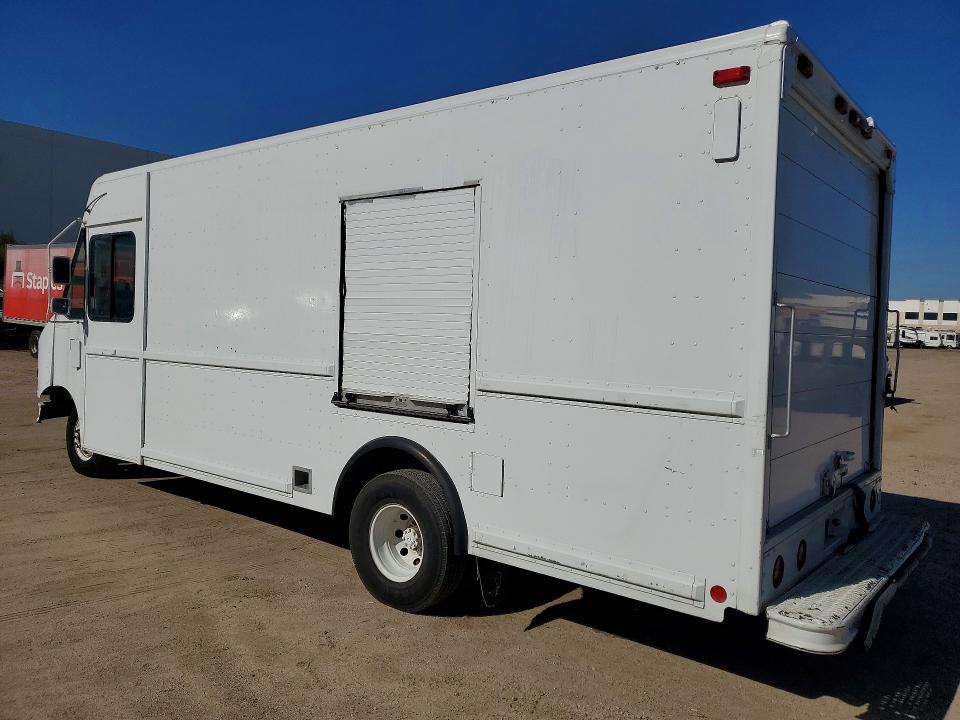 2003 Ford E-450 VIN 1FCLE49L93HB23269 COPART salvage auction — NORMAL WEAR, Ca - Dis/Dlr/Exp Only Clean Title, sold $1,150 on 2026-07-08 (photo 2)