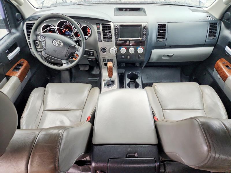 2013 Toyota VIN 5TFBY5F10DX299937 COPART salvage auction — MINOR DENT/SCRATCHES, NY, sold $3,550 on 2026-07-30 (photo 8)
