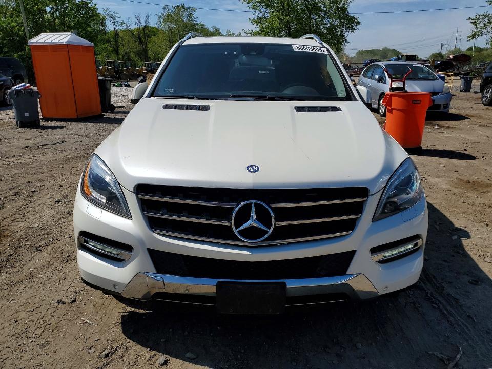 2013 Mercedes-benz Ml-class VIN 4JGDA5HB6DA137621 COPART salvage auction — MINOR DENT/SCRATCHES, MD - CERTIFICATE OF TITLE, sold $4,700 on 2026-07-02 (photo 5)