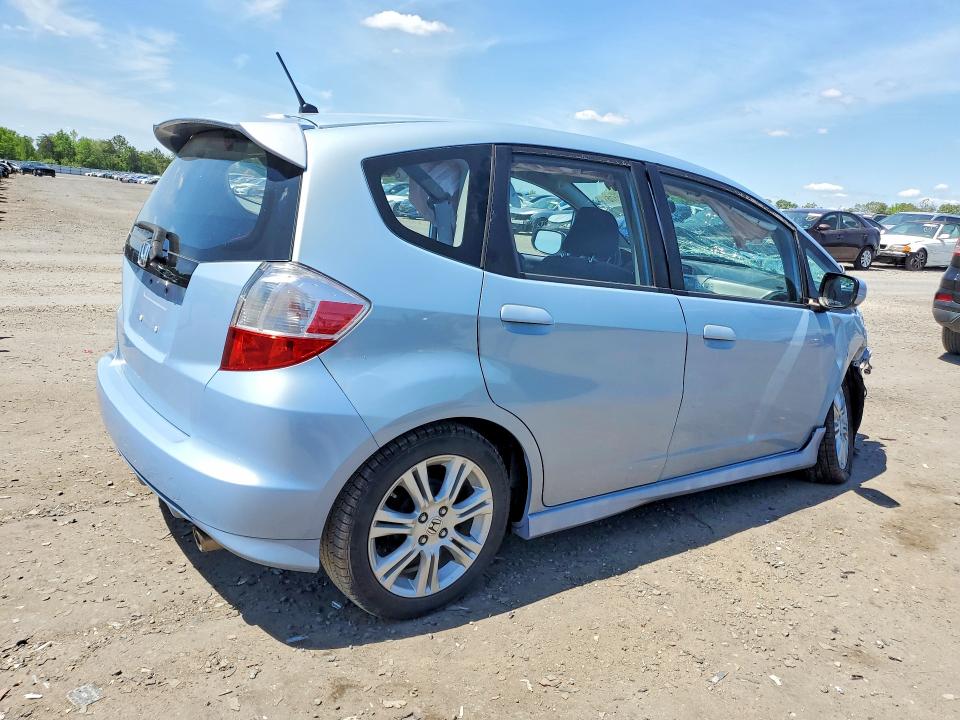 2010 Honda Fit VIN JHMGE8H49AC032904 COPART salvage auction — FRONT END, Va - Cert Of Title - Salvage, sold $375 on 2026-07-08 (photo 3)