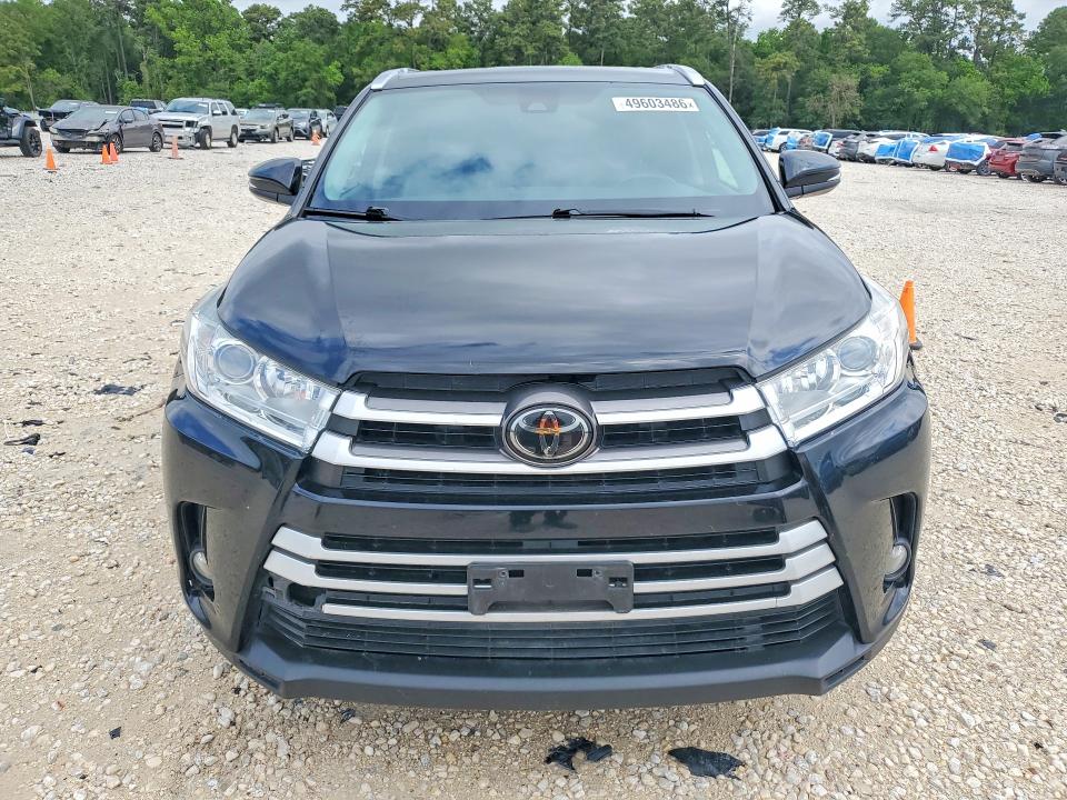 2017 Toyota VIN 5TDKZRFH5HS520977 COPART salvage auction — SIDE, Tx - Certificate Of Title, sold $3,300 on 2026-07-28 (photo 5)