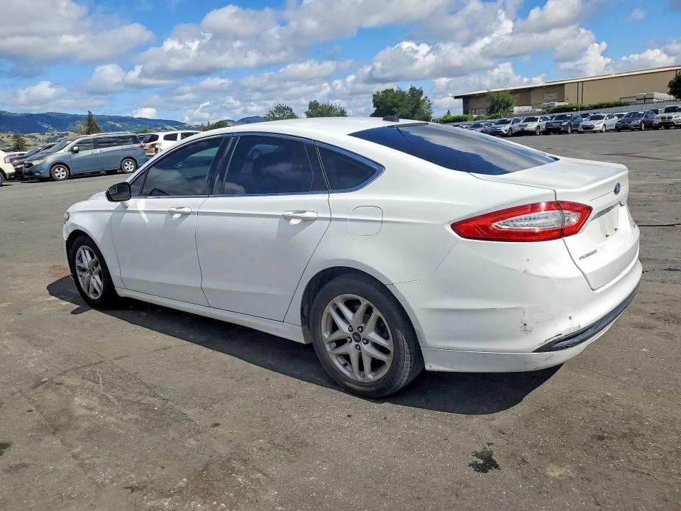 2014 Ford Fusion VIN 3FA6P0HD9ER212793 COPART salvage auction — MINOR DENT/SCRATCHES, Ca - Dis/Dlr/Exp Only Clean Title, sold $725 on 2026-07-21 (photo 2)