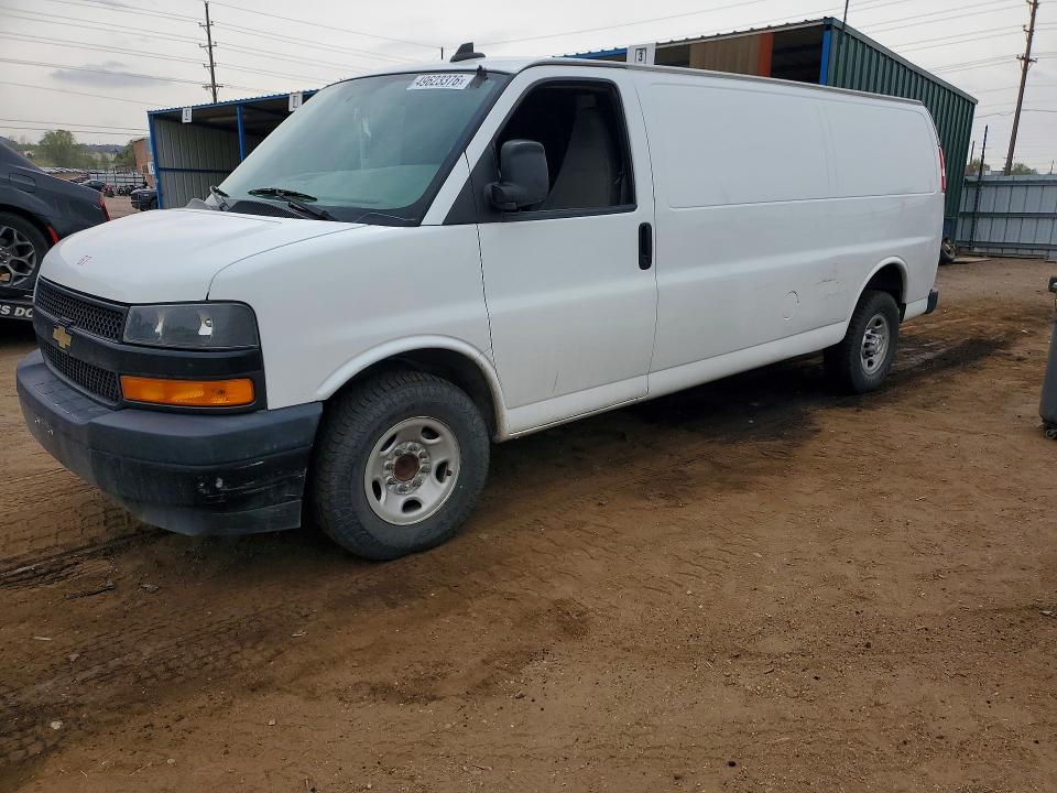 2018 Chevrolet Express VIN 1GCWGBFP0J1344154 COPART salvage auction — MINOR DENT/SCRATCHES, Ca - Dis/Dlr/Exp Only Clean Title, sold $4,100 on 2026-07-20 (photo 1)