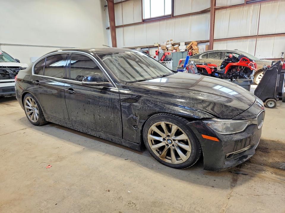 2014 BMW 3er VIN WBA3B3G52ENR84544 COPART salvage auction — SIDE, Salvage Title, sold $1,100 on 2026-07-23 (photo 4)