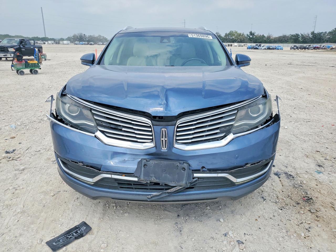 2018 Lincoln MKX VIN 2LMPJ6LR0JBL48311 COPART salvage auction — Front End, TX - SALVAGE VEHICLE TITLE, sold $2,100 on 2026-06-25 (photo 5)