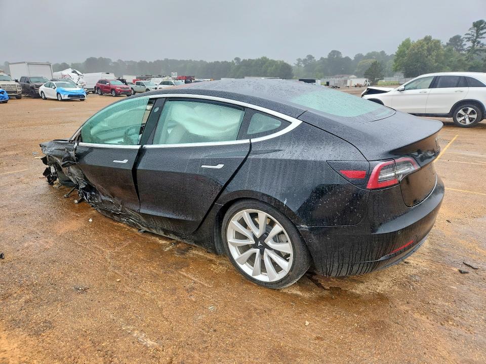 2018 Tesla Model 3 VIN 5YJ3E1EB3JF135054 COPART salvage auction — FRONT END, Tx - Salvage Vehicle Title, sold $2,050 on 2026-07-27 (photo 2)