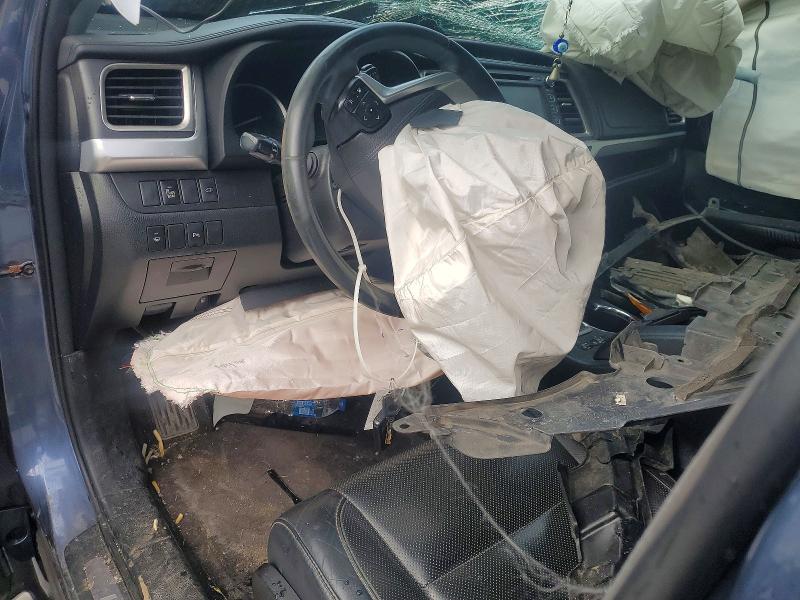 2015 Toyota Highlander VIN 5TDDKRFH5FS210564 COPART salvage auction — FRONT END, Mi - Certificate Of Title, sold $2,550 on 2026-07-02 (photo 8)
