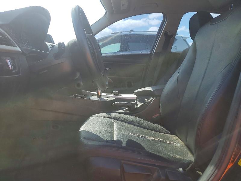 2015 BMW 3er VIN WBA3B1C52FK135821 COPART salvage auction — MINOR DENT/SCRATCHES, Ca - Dis/Dlr/Exp Only Clean Title, sold $525 on 2026-07-02 (photo 7)