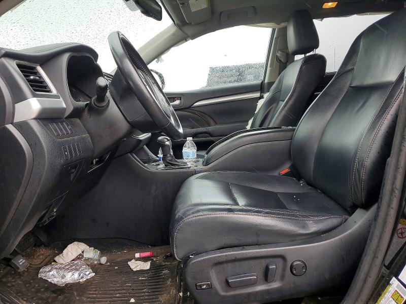 2015 Toyota Highlander VIN 5TDJKRFH7FS073839 COPART salvage auction — SIDE, Salvage Title, sold $6,200 on 2026-07-31 (photo 7)
