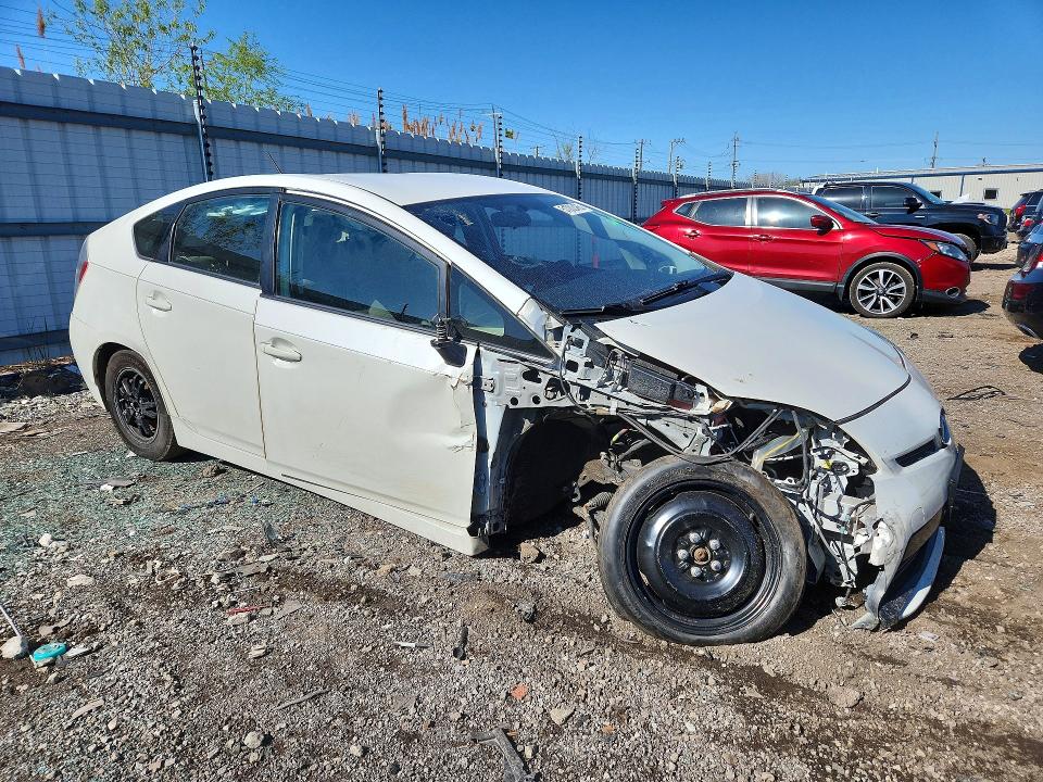 2014 Toyota Prius VIN JTDKN3DU4E1834122 COPART salvage auction — FRONT END, Il - Salvage Certificate, sold $900 on 2026-07-29 (photo 4)