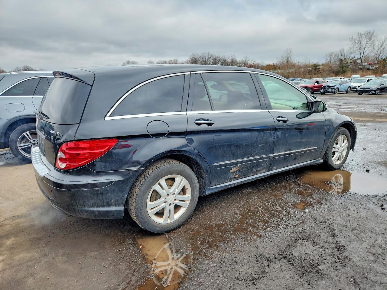 2008 Mercedes-Benz R-Class VIN 4JGCB65E28A074309 COPART salvage auction — Side, CT - CERTIFICATE OF TITLE, sold $800 on 2026-07-03 (photo 3)