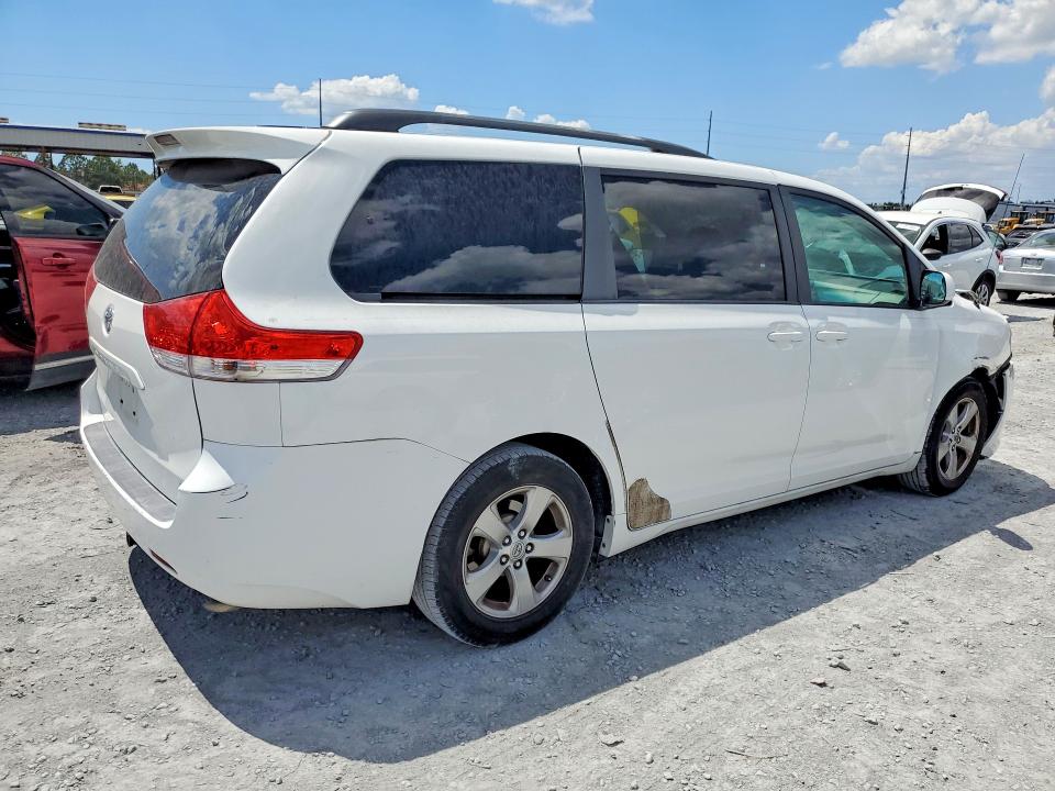 2014 Toyota Sienna VIN 5TDKK3DCXES410916 COPART salvage auction — FRONT END, Fl - Cert Of Title Slvg Rebuildable, sold $3,250 on 2026-07-07 (photo 3)