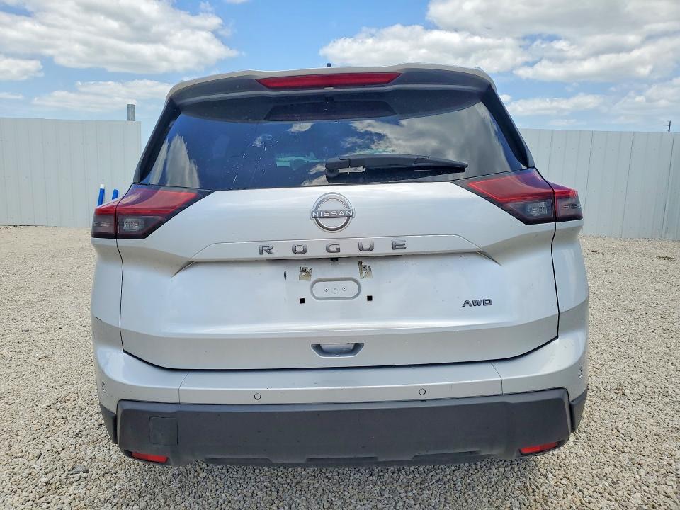 2024 Nissan Rogue sport VIN 5N1BT3AB5RC694161 COPART salvage auction — FRONT END, IL - CERTIFICATE OF TITLE, sold $9,000 on 2026-07-13 (photo 6)