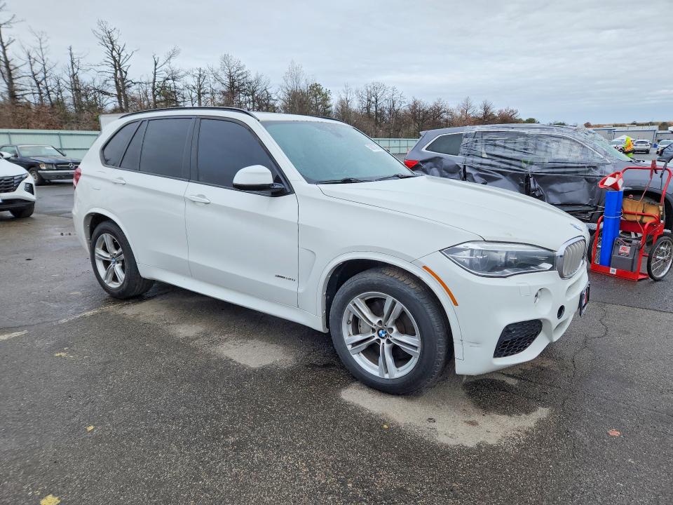 2015 BMW X5 VIN 5UXKR6C56F0J74638 COPART salvage auction — NORMAL WEAR, Va - Certificate Of Title, sold $5,000 on 2026-07-17 (photo 4)