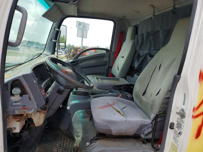 2017 Isuzu Npr hd VIN 54DC4W1C1HS808057 COPART salvage auction — VANDALISM, Tx - Salvage Vehicle Title, sold $2,450 on 2026-07-31 (photo 7)