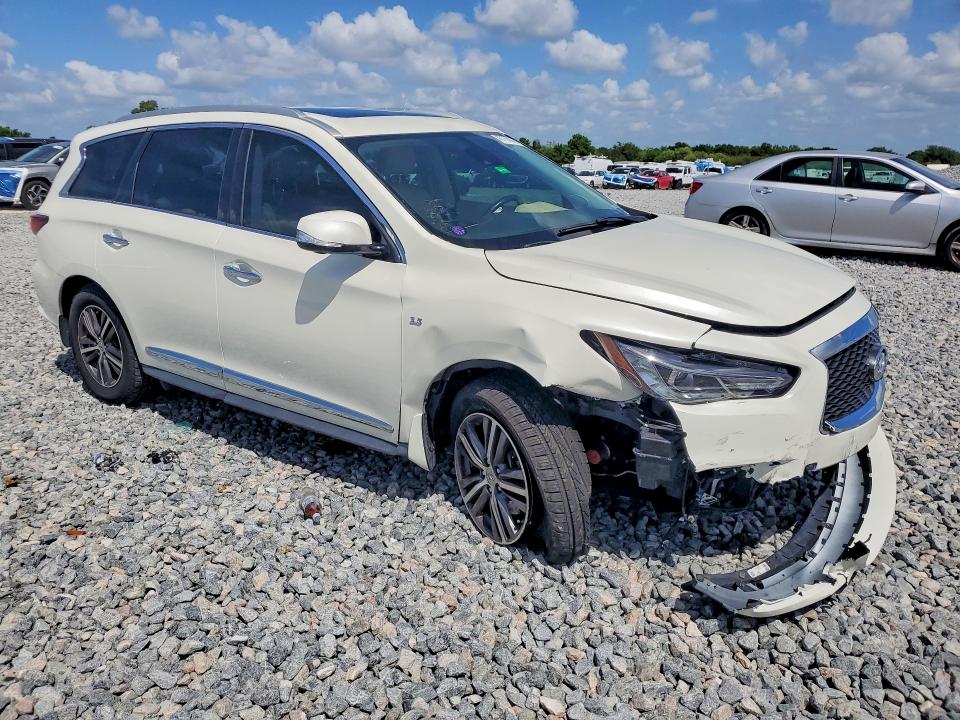 2019 Infiniti VIN 5N1DL0MN8KC519891 COPART salvage auction — FRONT END, FL, sold $20 on 2026-07-21 (photo 4)