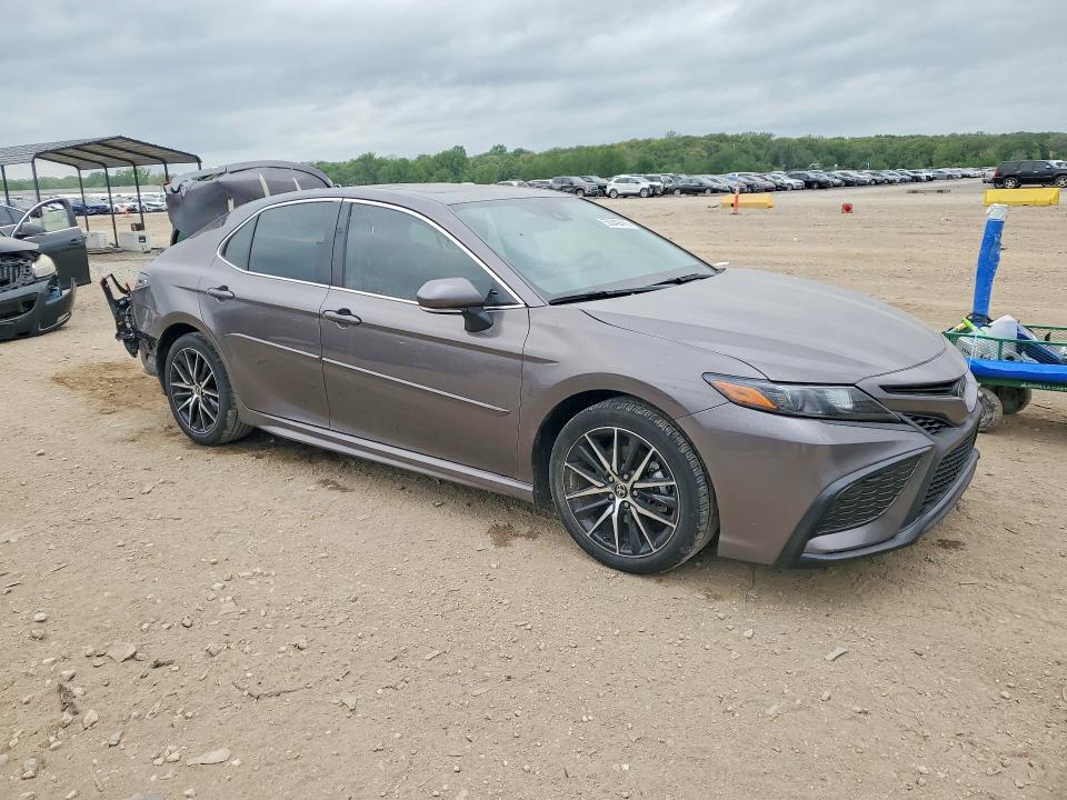 2024 Toyota Camry VIN 4T1T11AK5RU906033 COPART salvage auction — REAR END, Ks - Cert Of Title-Salvage, sold $10,700 on 2026-07-02 (photo 4)