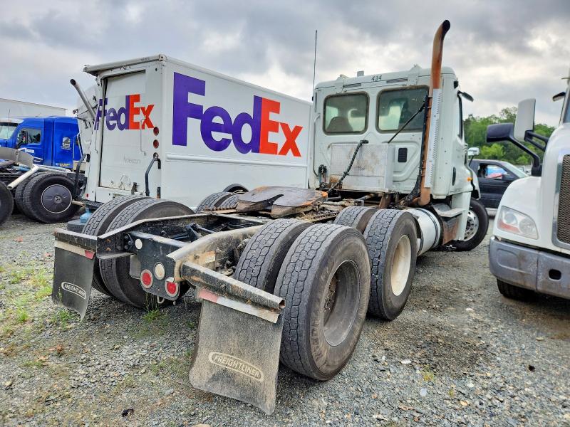 2012 Freightliner Cascadia VIN 1FUJGEBG7CLBP0118 COPART salvage auction — FRONT END, LA - CERT OF TITLE-SALVAGE, sold $5,200 on 2026-09-03 (photo 4)